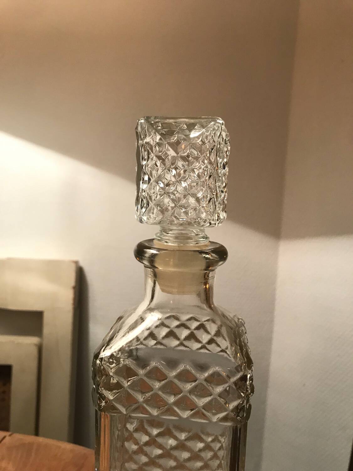 Glass carafe