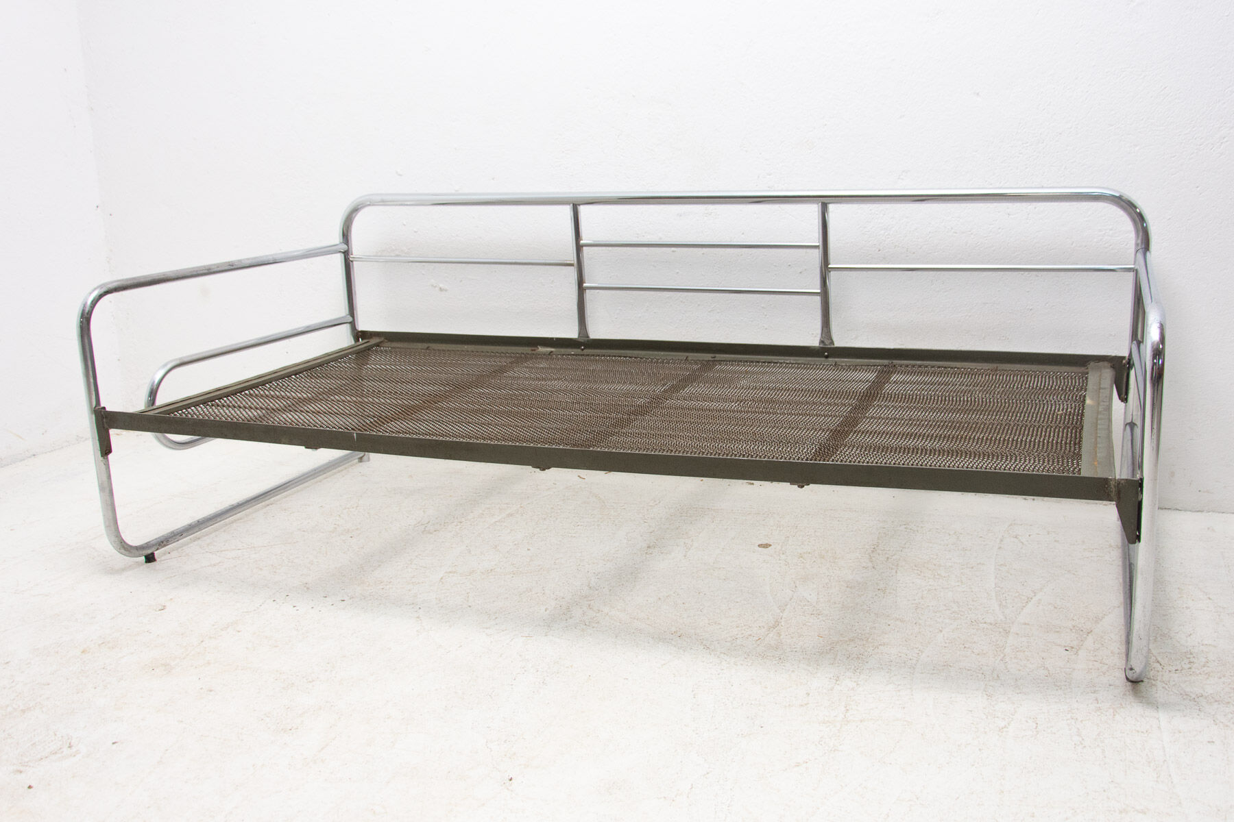 Tubular steel Bauhaus sofa, 1930´s, Bohemia