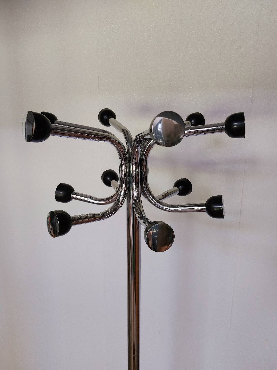 Vintage 1960s chrome parrot coat rack