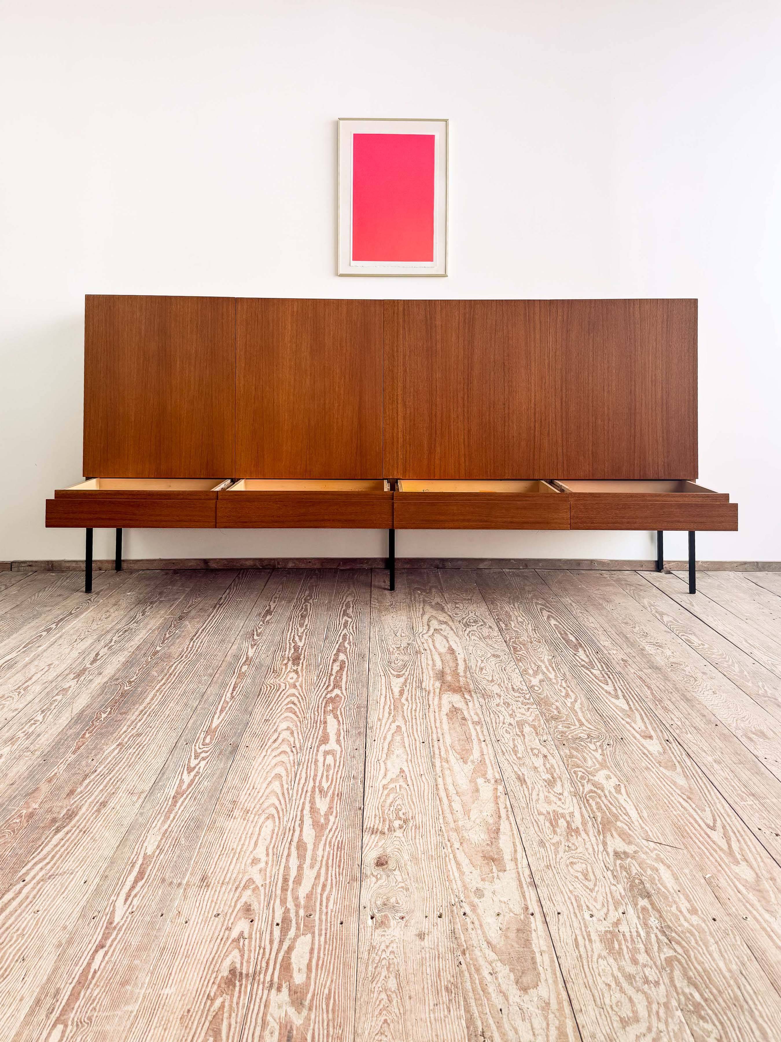 Buffet Mid-Century, modèle B60 en teck par Dieter Waeckerlin, Behr, 1950s