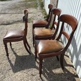 A series of 4 mahogany chairs with 19th th eme leather patties in good condition