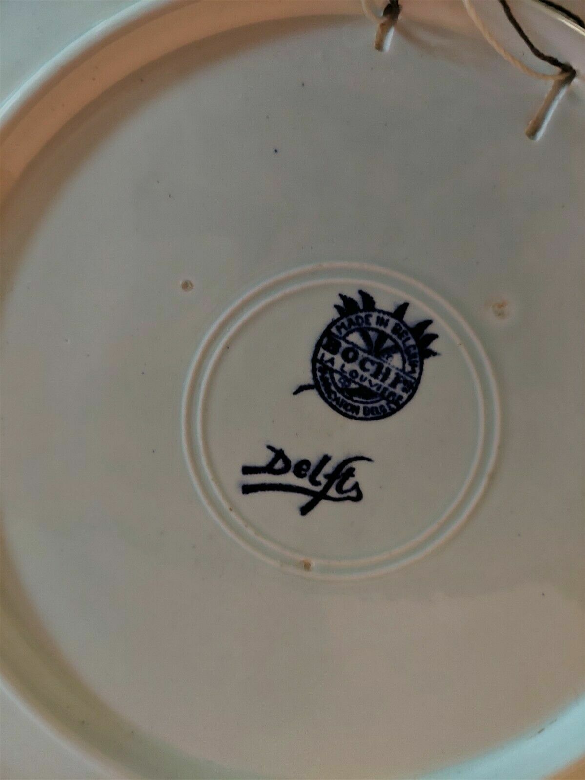 Earthenware dish Delft Boch La Louvière