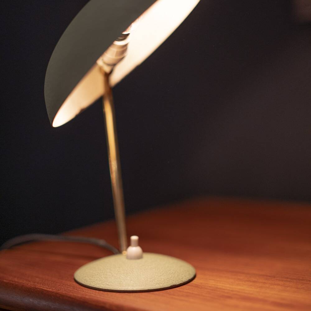 Small table lamp from the 1960s.