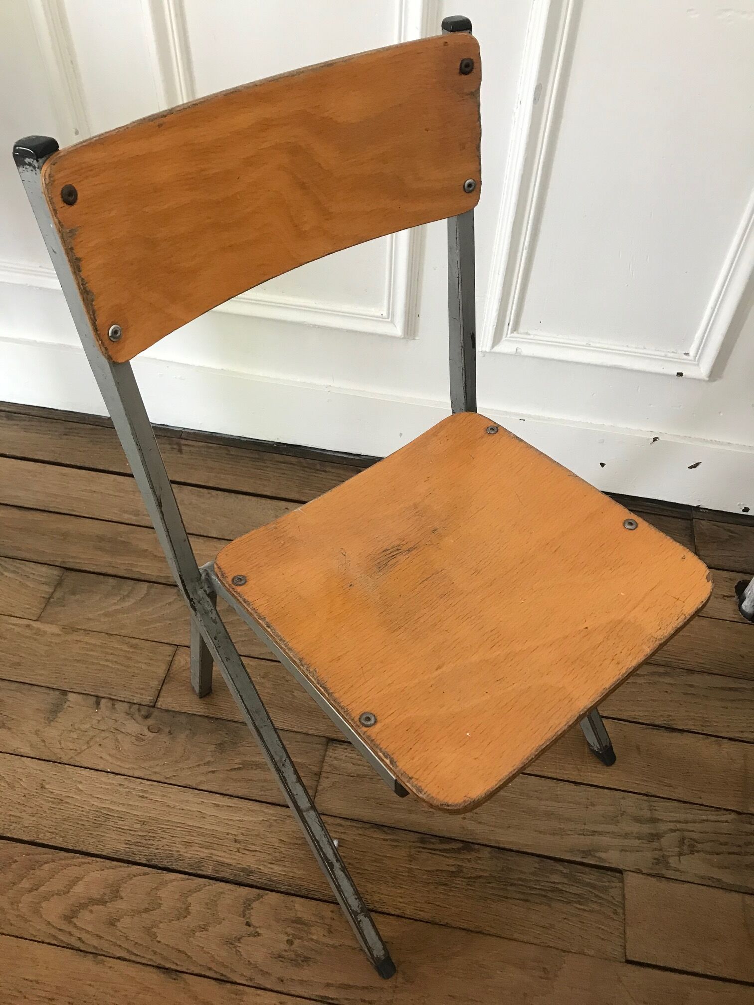 Industrial style children's chair