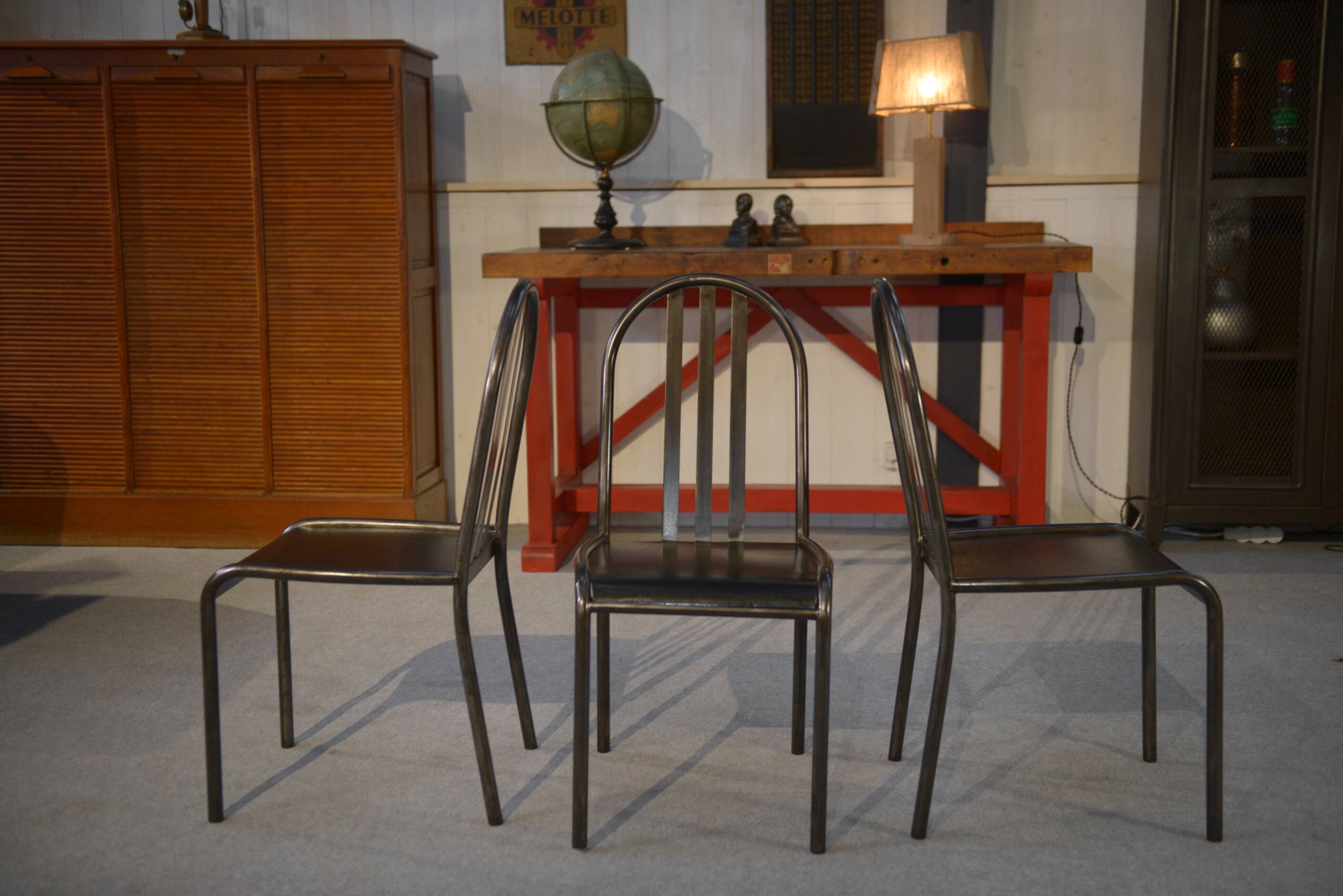 Lot de 3 chaises modèle "Villa Cavrois" Moderniste par MALLET STEVENS