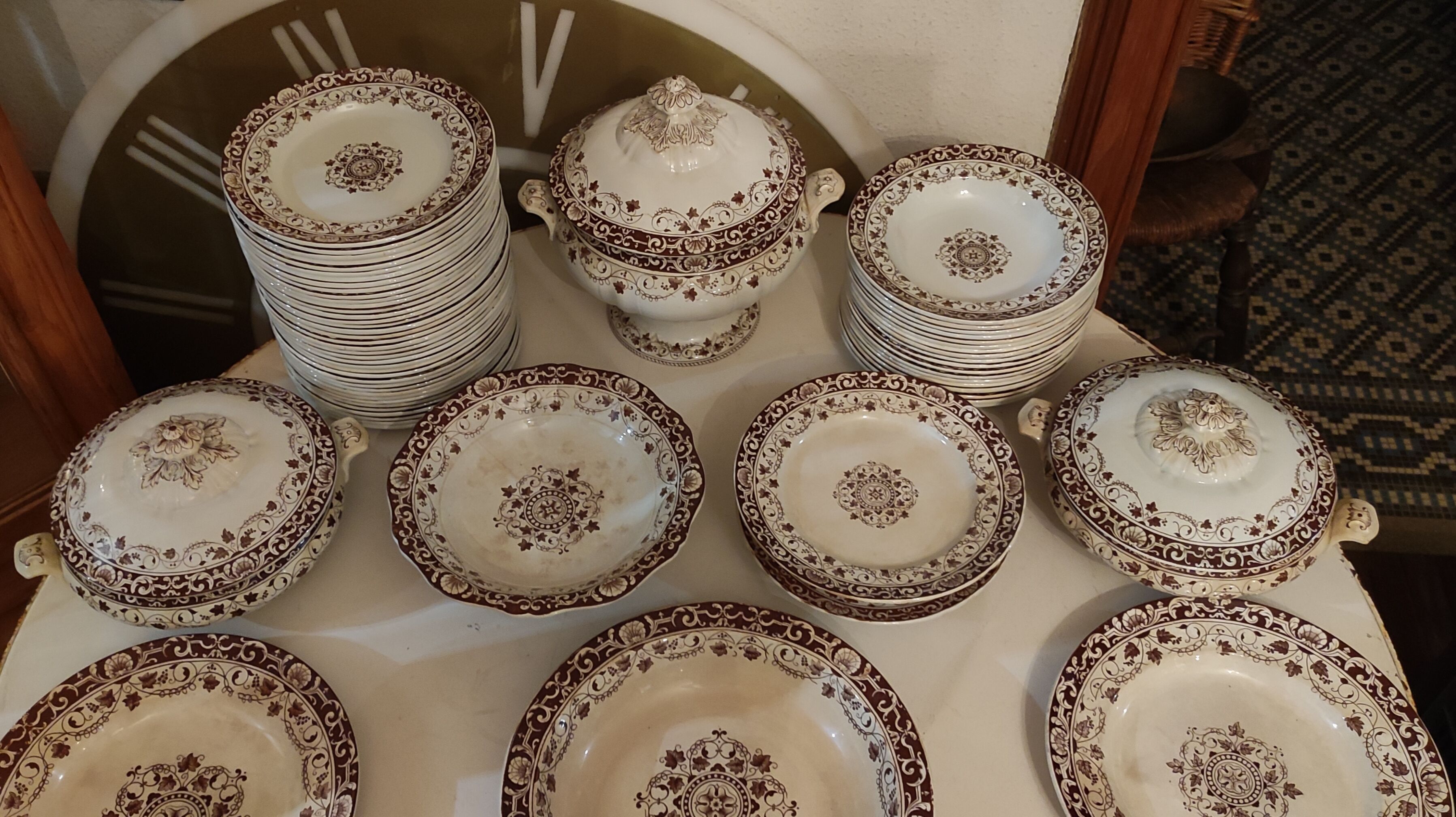 Former Jules Vieillard Bordeaux tableware service/Louis XV model/ 73 pieces