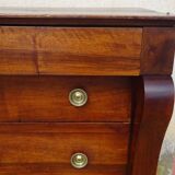 Commode ancienne en noyer massif