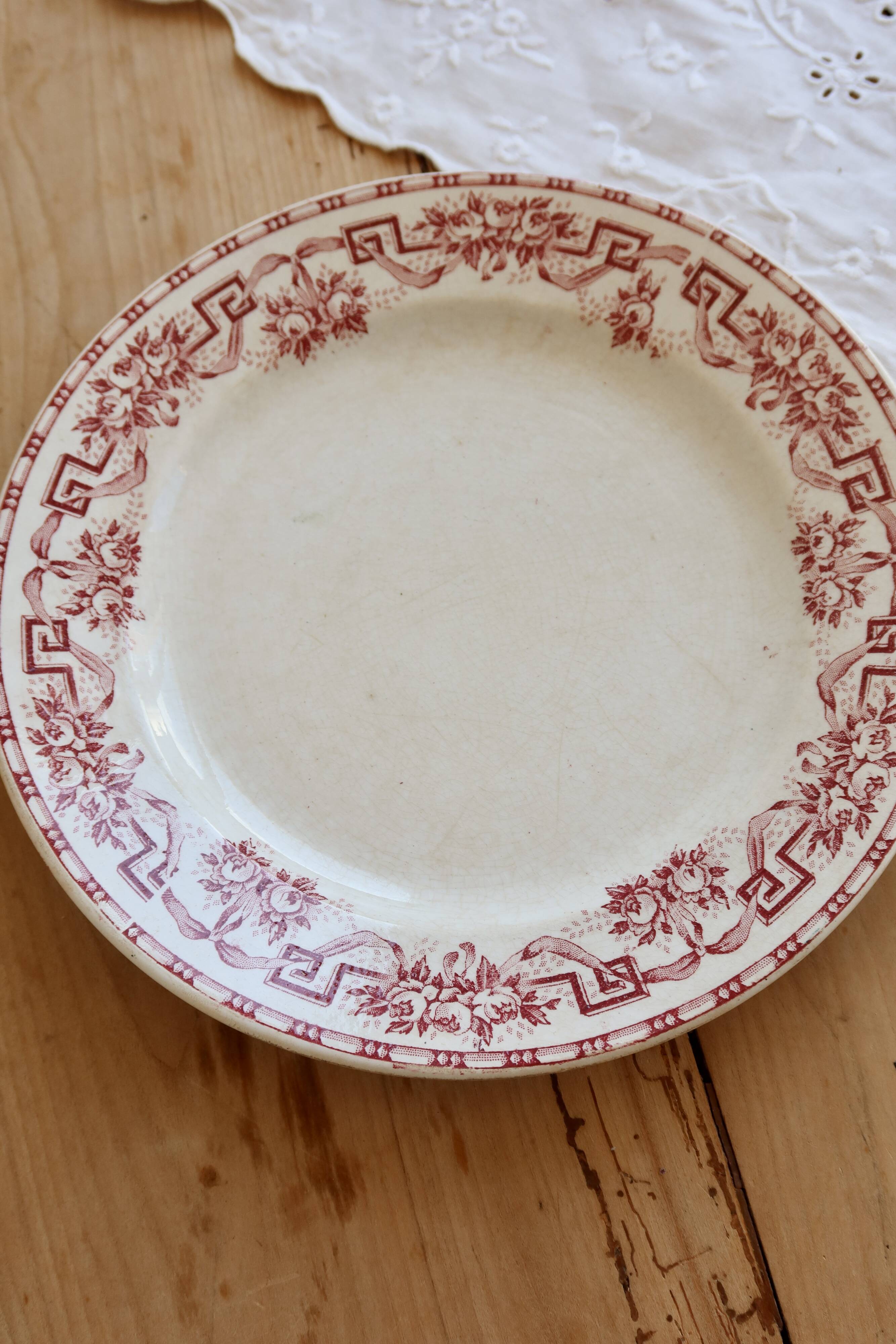 Red iron earth plate Moulin des Loups - Athens model