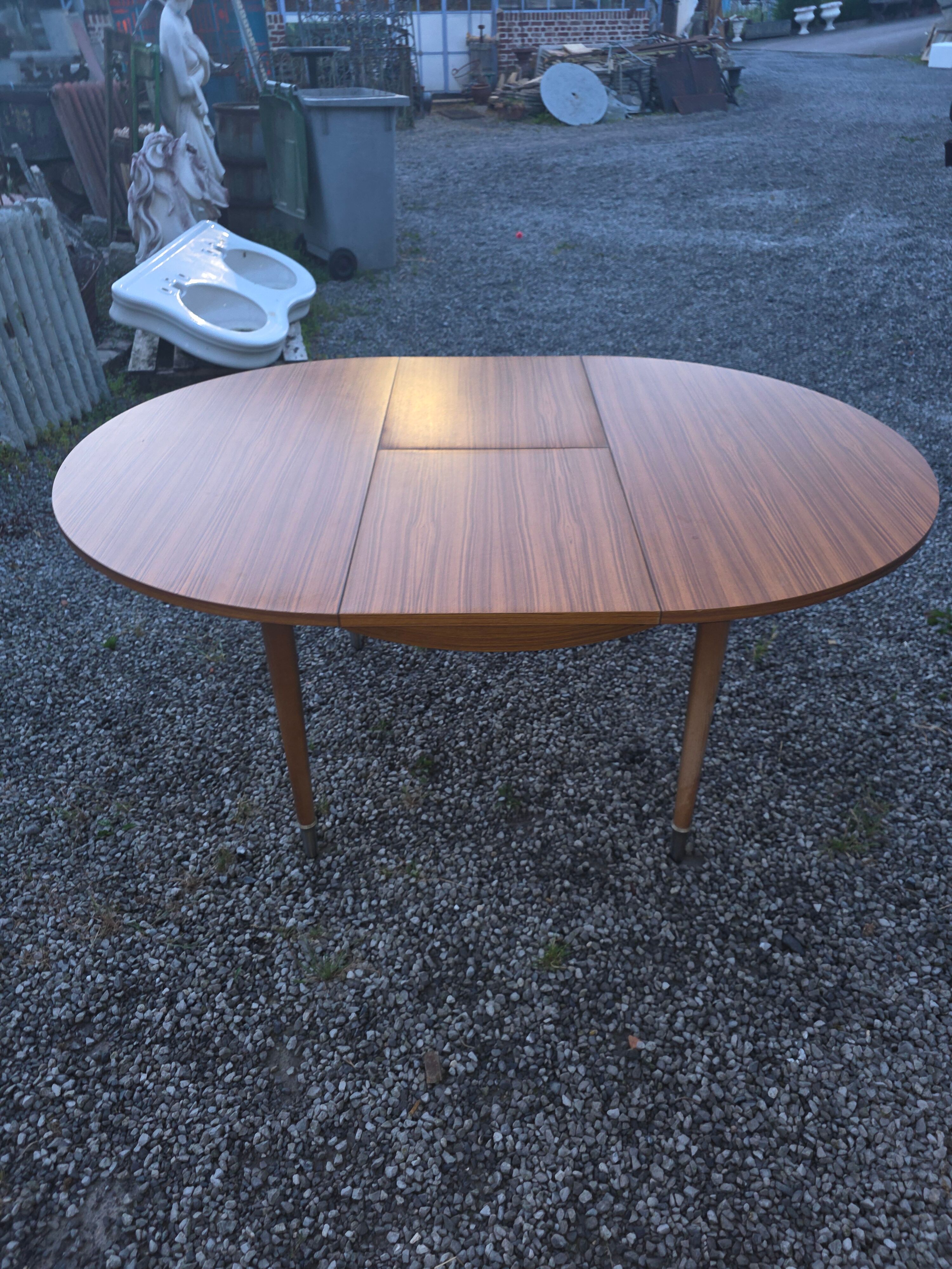Table scandinave extensible en teck des années 60