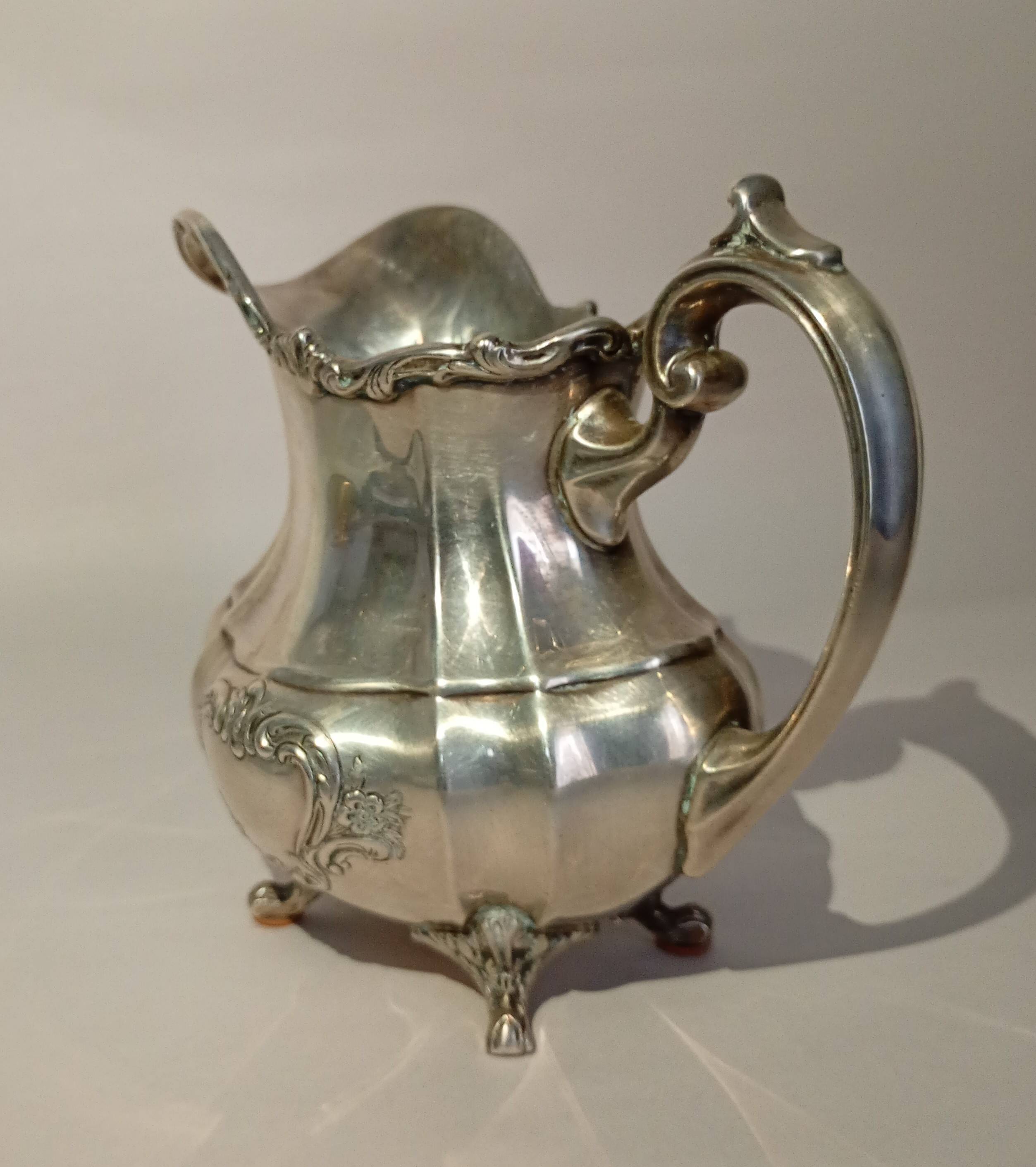 Reed & Barton Solid Sterling Silver Sugar Bowl & Creamer 790 grams