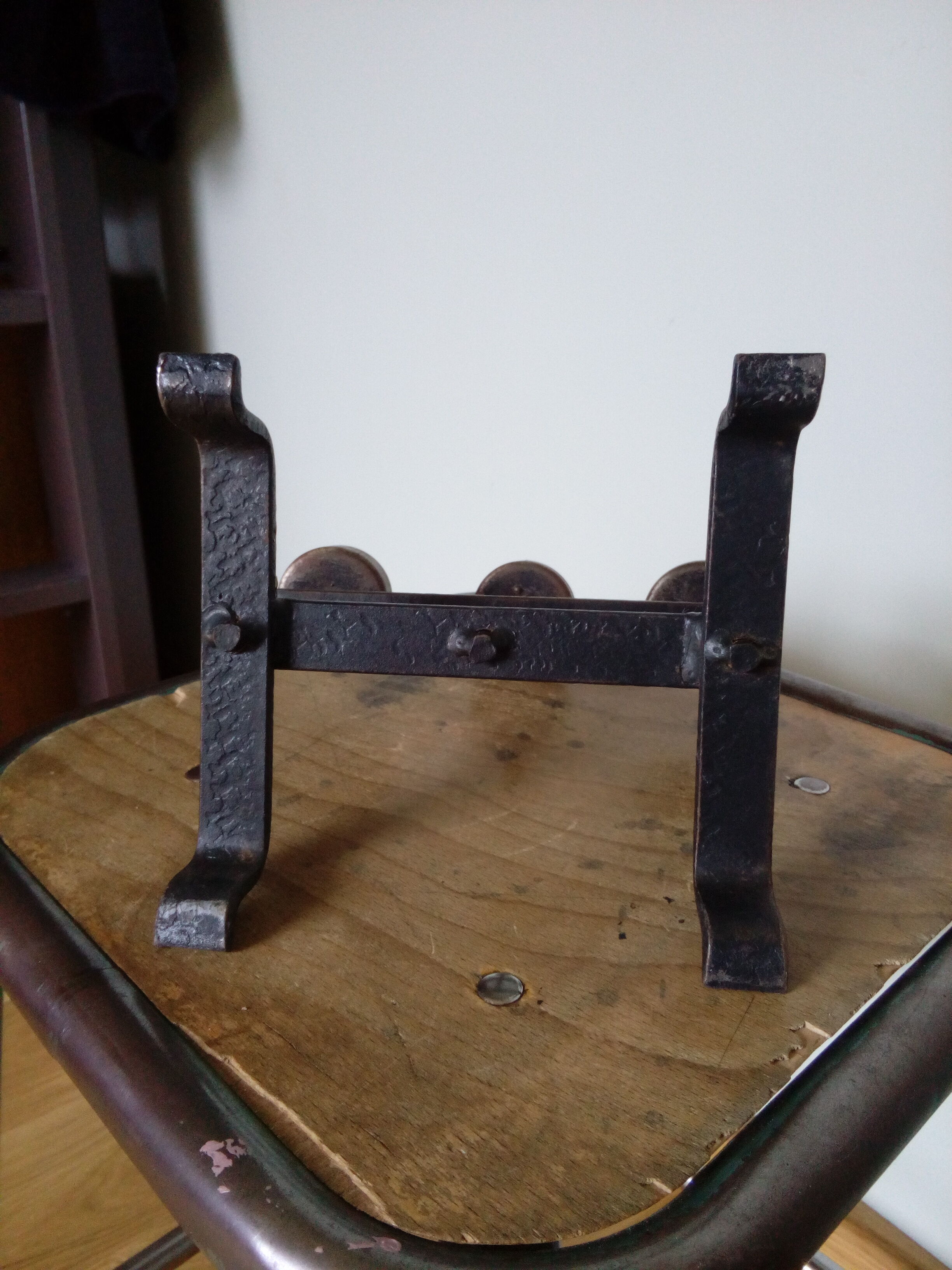 Metal candleholder