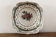 Plat polylobé en porcelaine de Samson