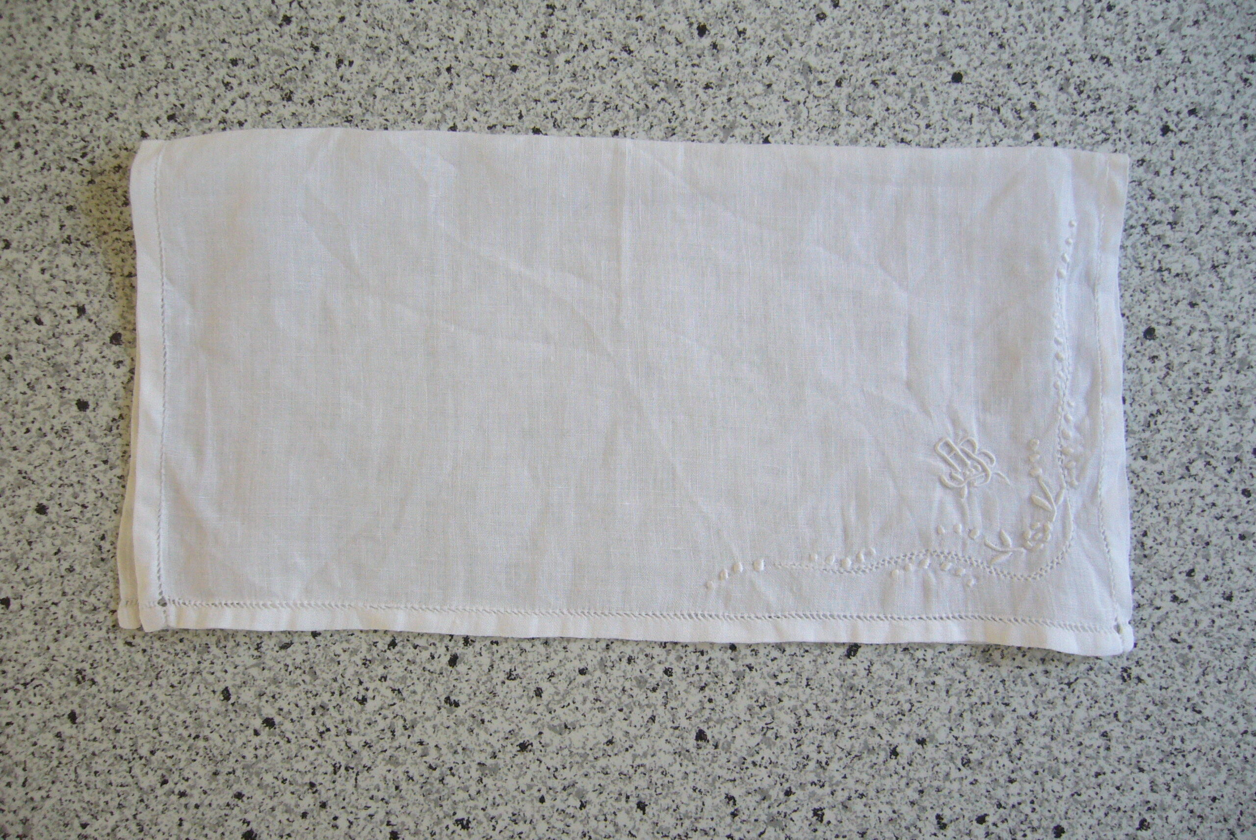 Handkerchief embroidered pouch AB