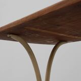 Table de bistrot française du XXe siècle avec base en fonte et plateau en chêne