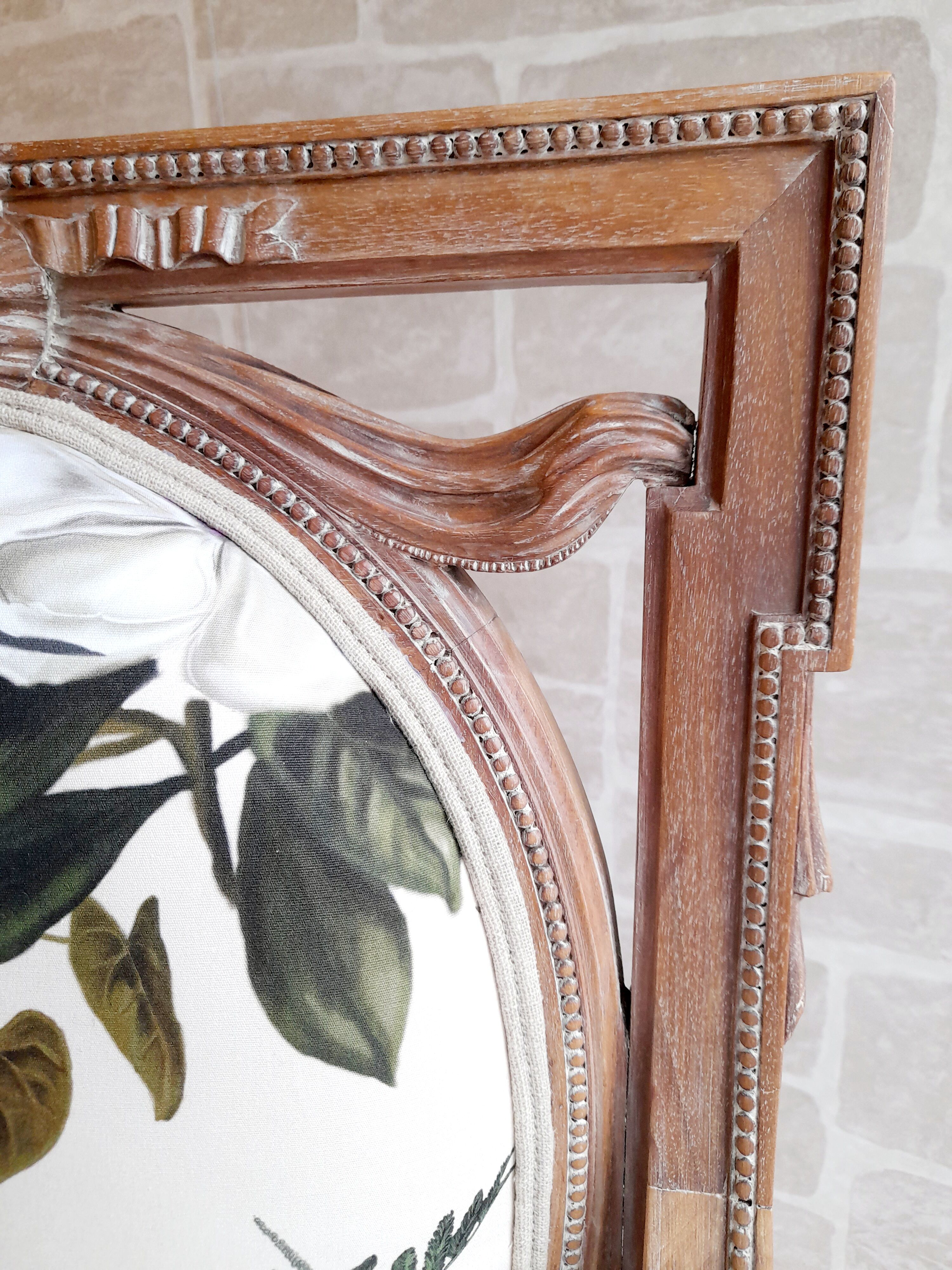 Fauteuil style Louis XVI rénové