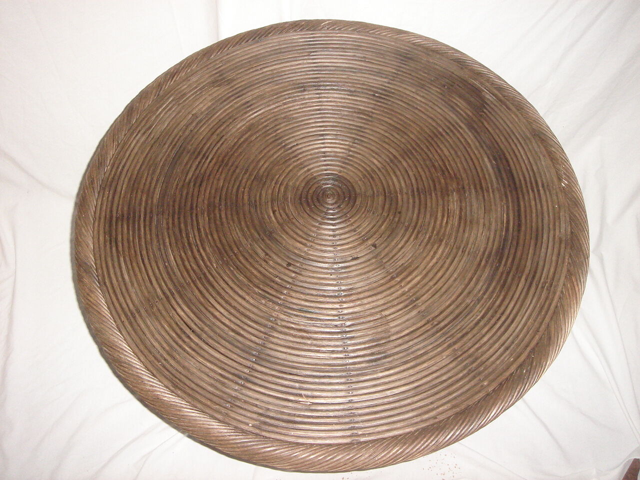 table rattan & 2 stools Indochina 1950