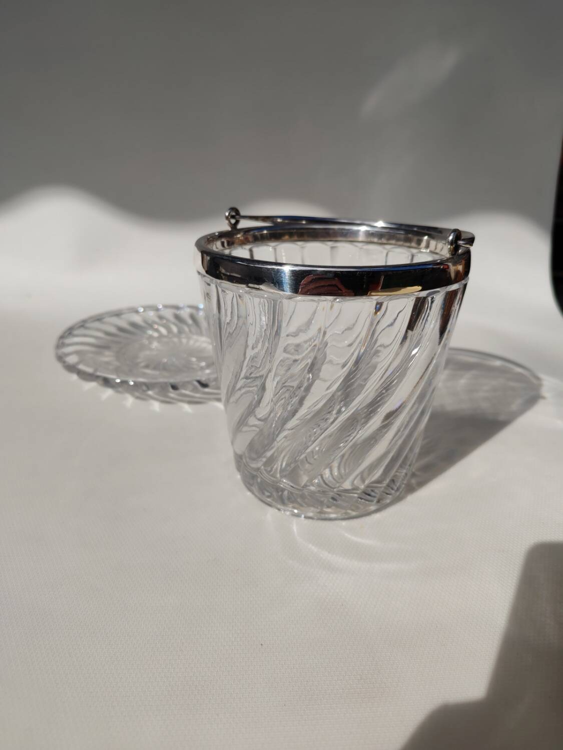 Ice bucket and its plate in Baccarat crystal, bamboo model.