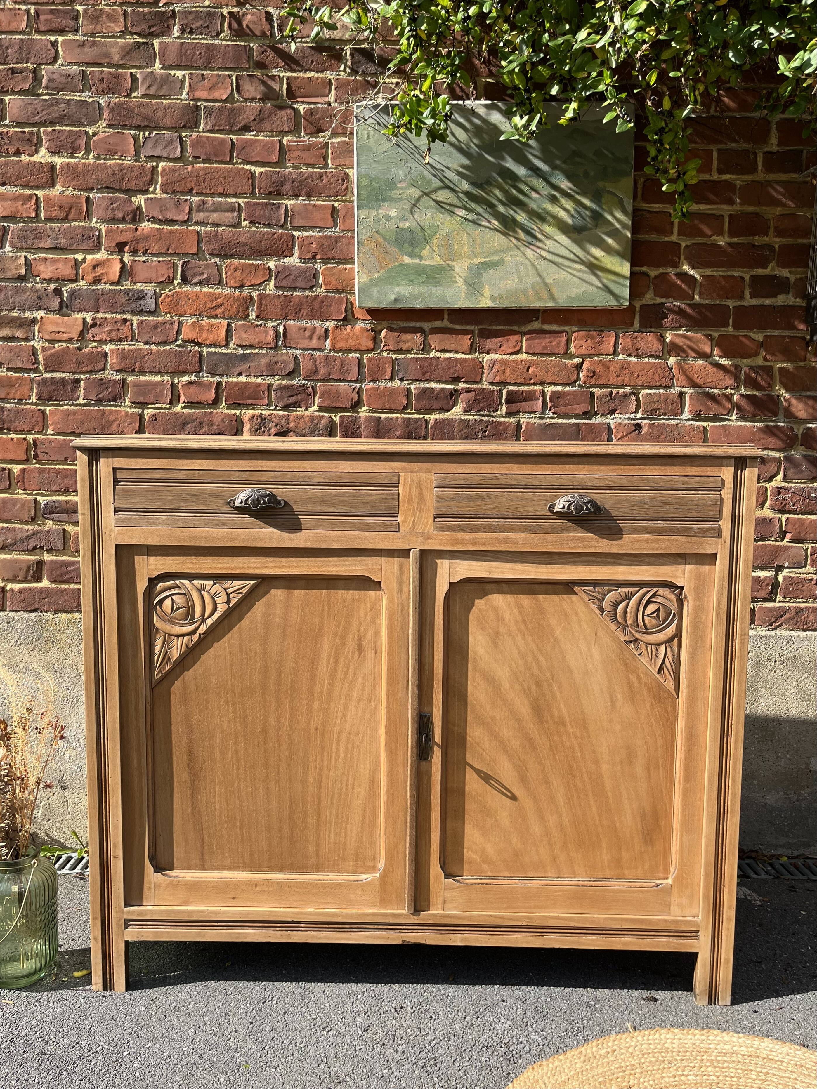 Art deco sideboard shell handles