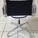 Fauteuil en cuir Softpad design Eames pour Herman Miller, années 70