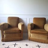 Pair of velvet armchairs