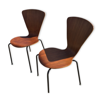 Pair of chairs series 7 by Arne Jacobsen for Fritz Hansen