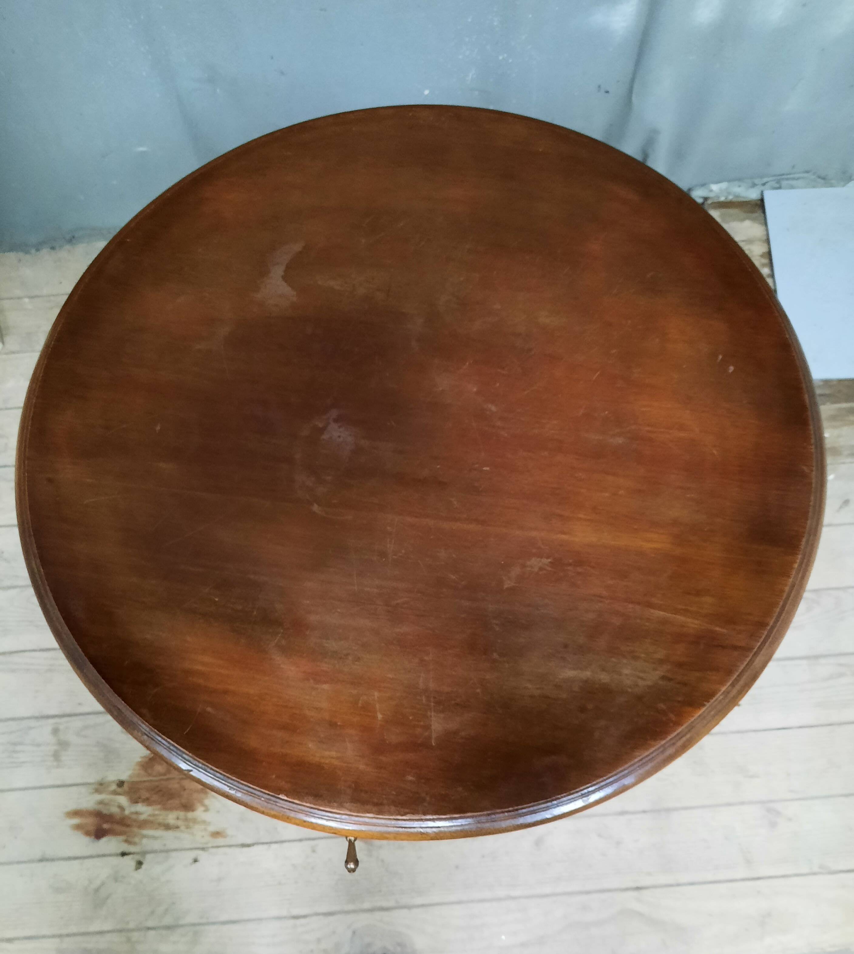 English pedestal table