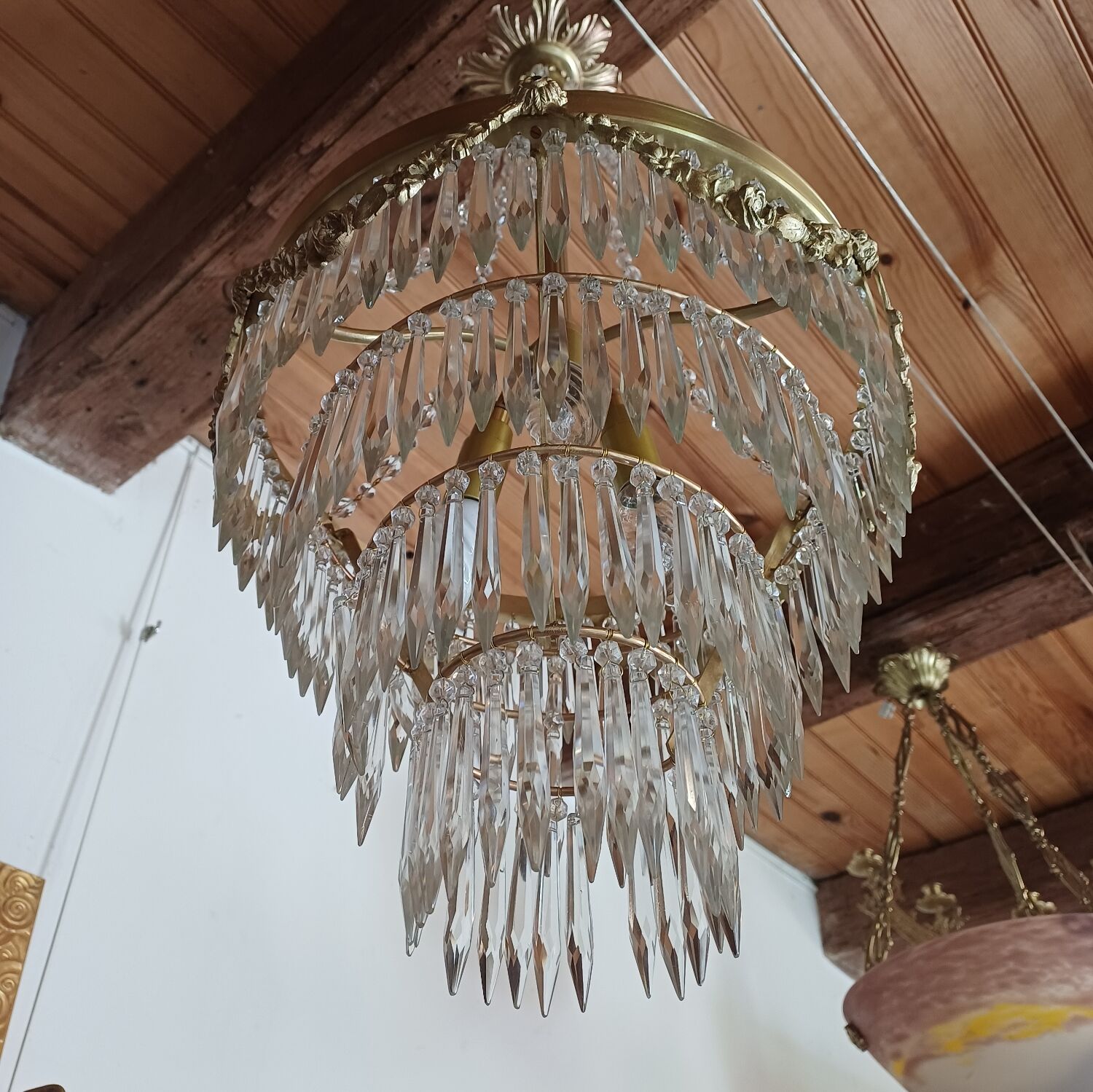 Lustre ancien à pampilles en cristal taillé époque Napoléon III