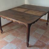 Expandable oak farm table. Late 19th.