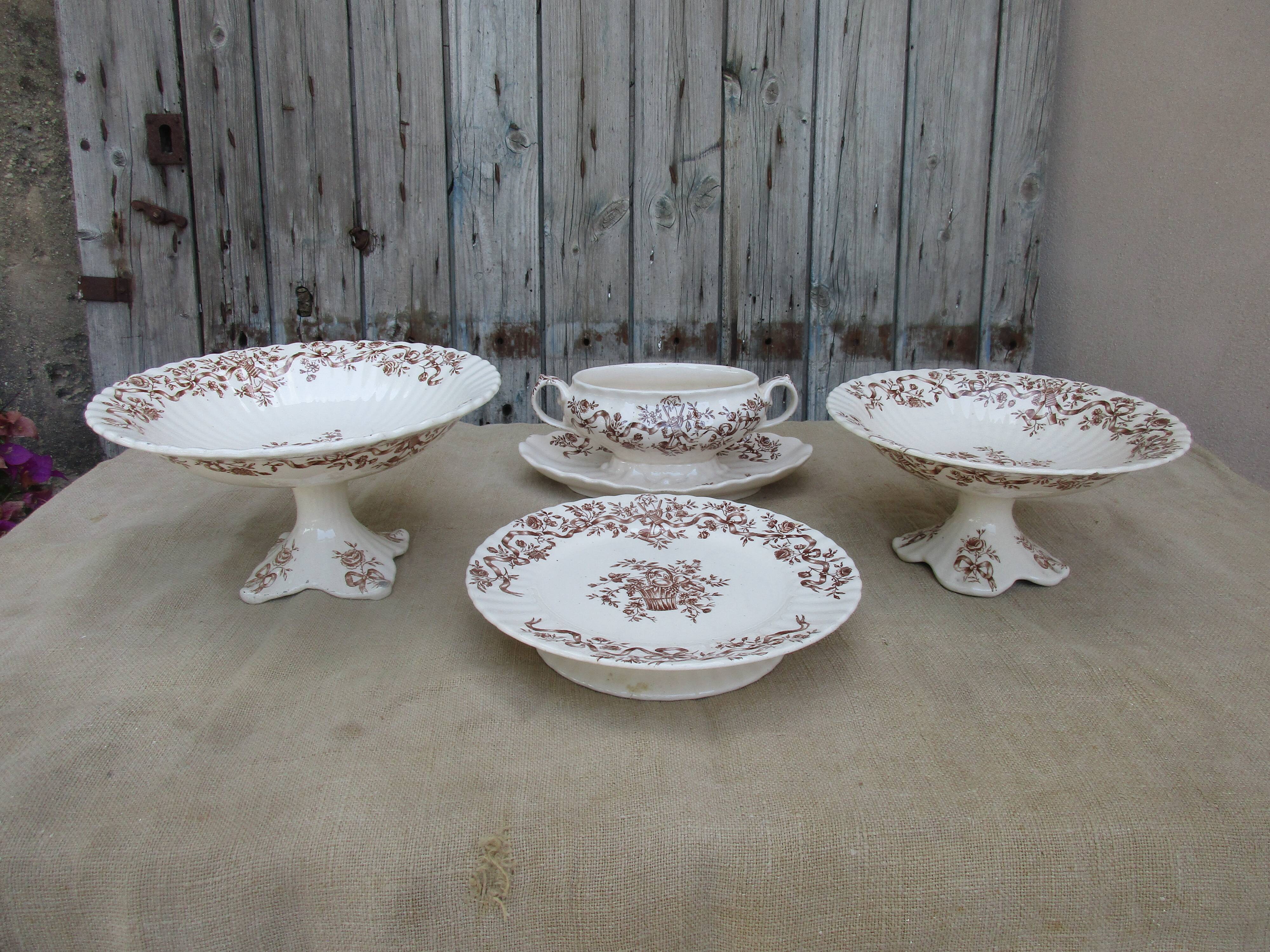 Sausage with decor of floral ribbons Longchamps