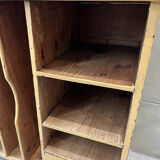 Tradesman's cabinet with sorting compartments and drawers