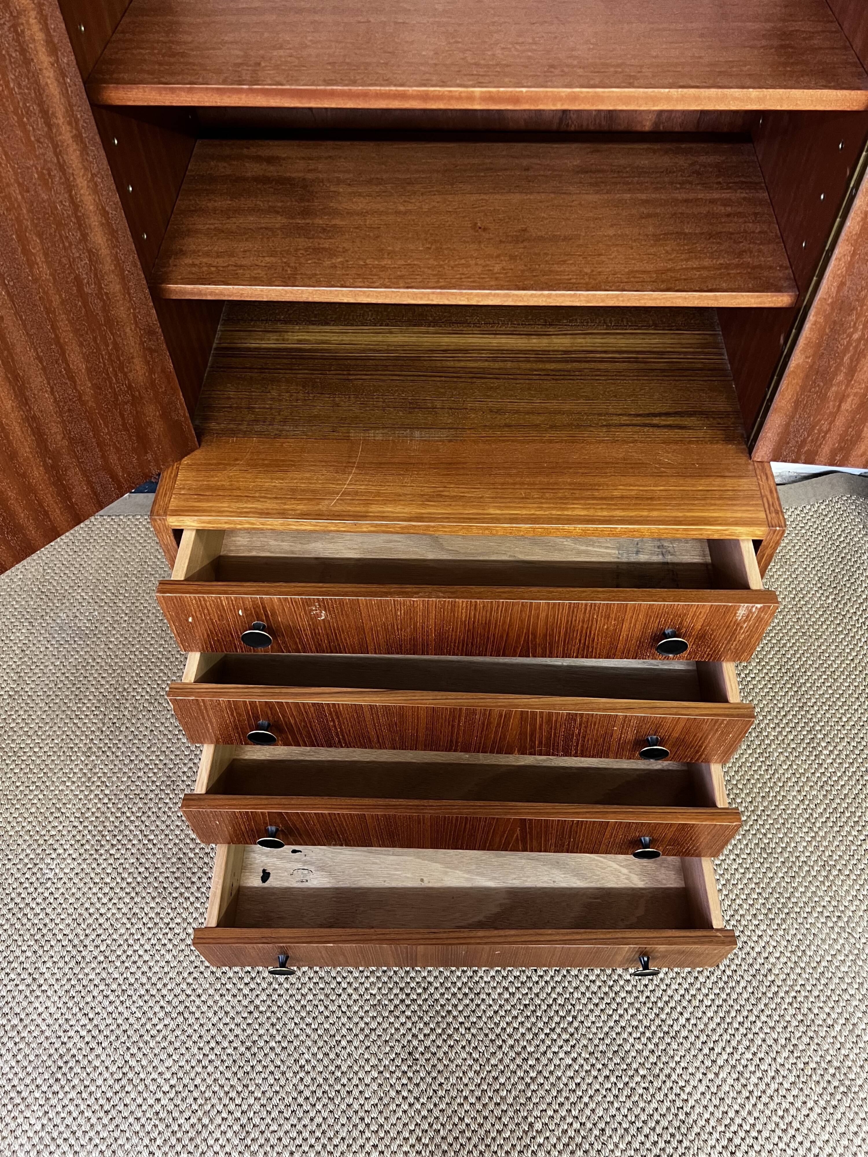 Vintage storage unit