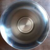 Metal champagne bucket