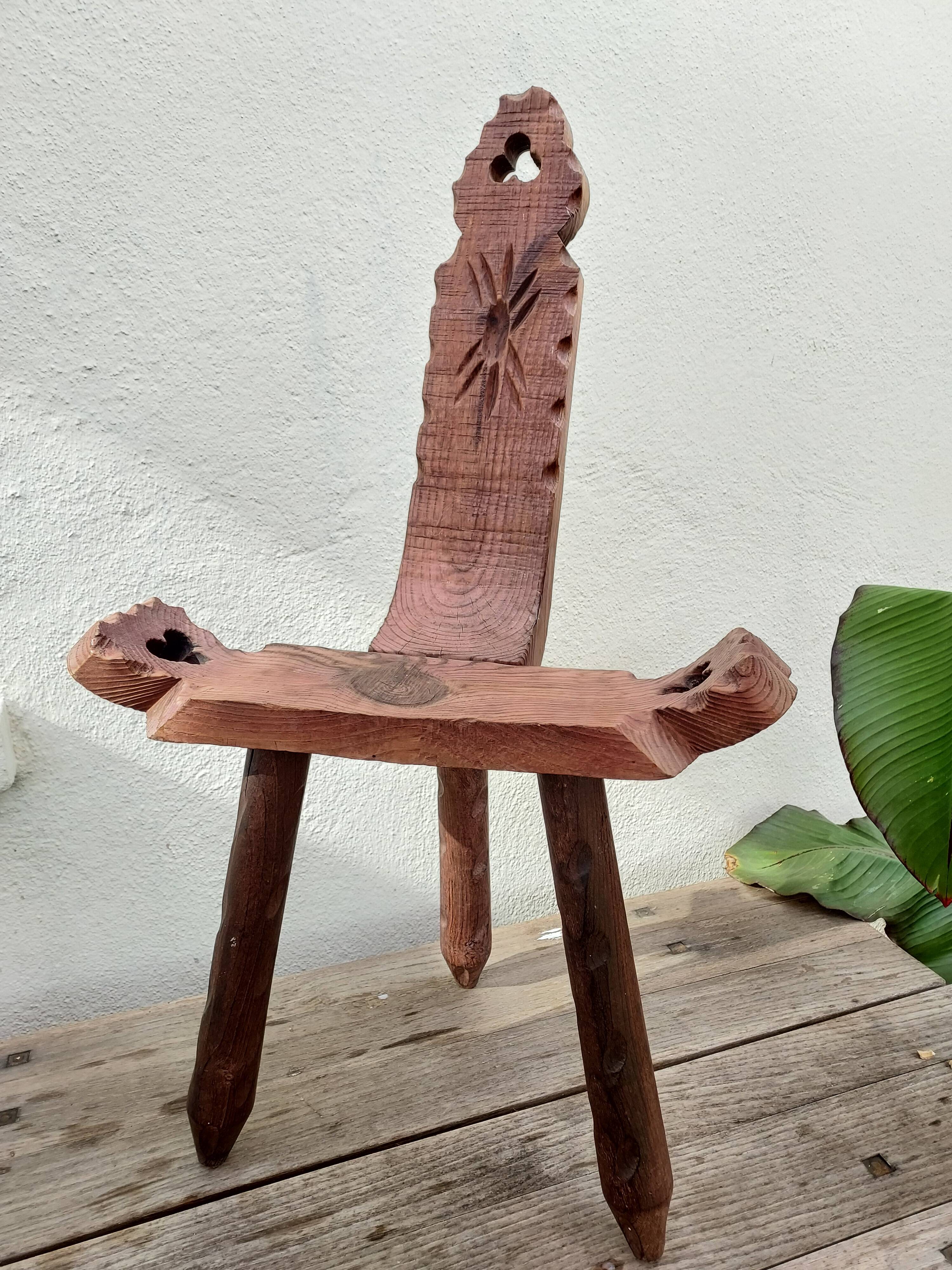 Tripod arts and crafts