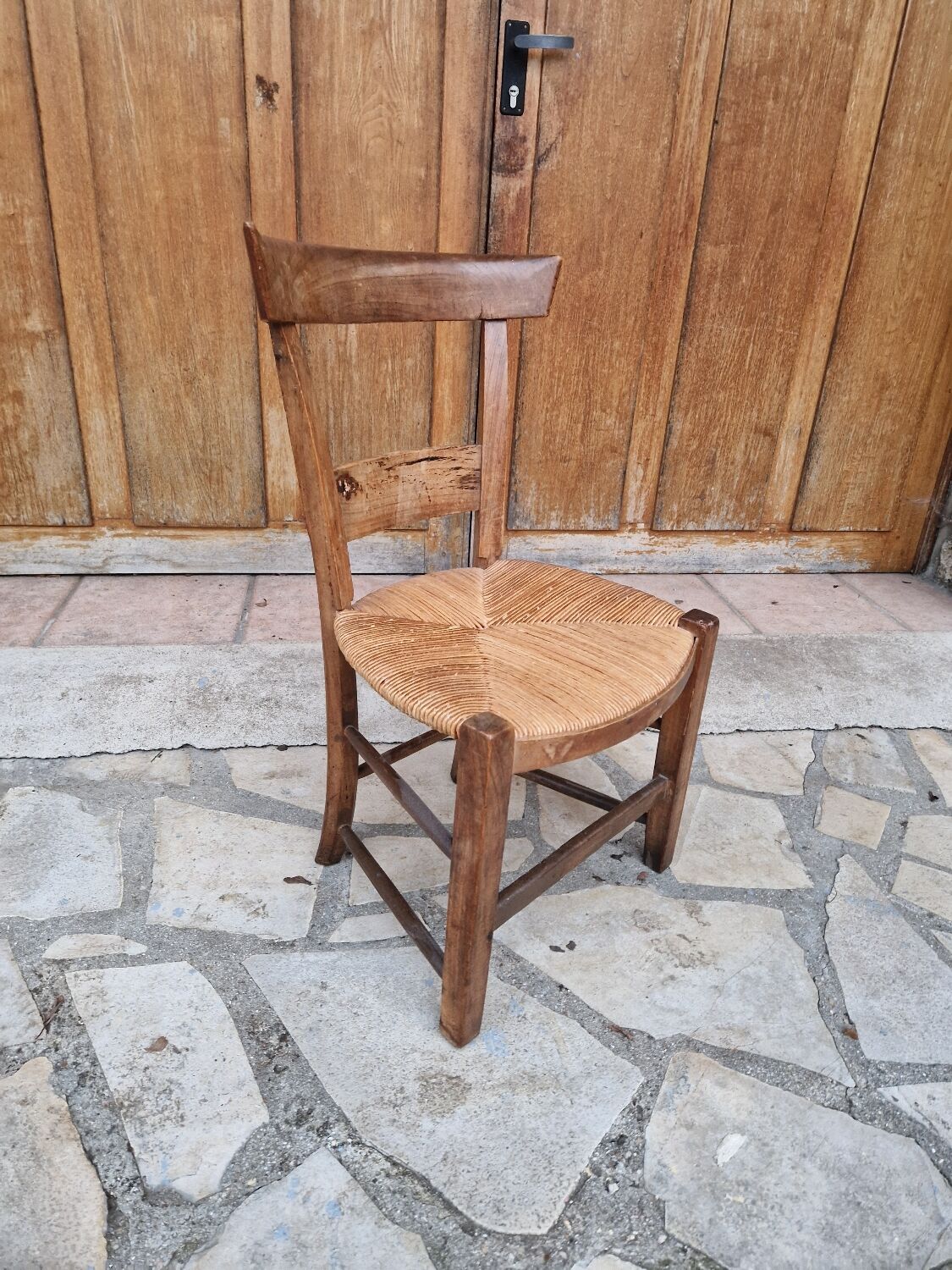 Vintage straw children's chair