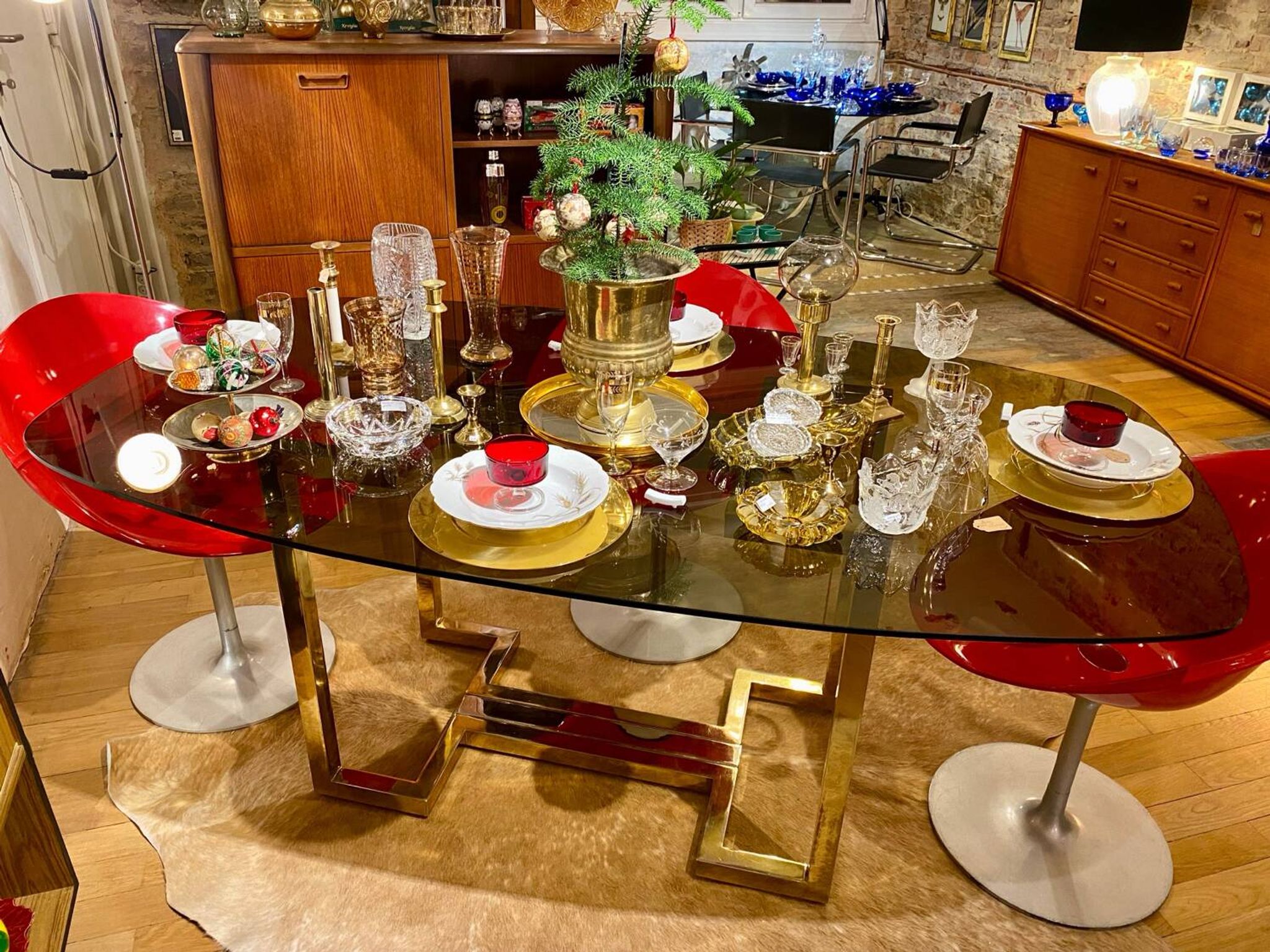 Table à manger Belgo chrome années 70 verre fumé