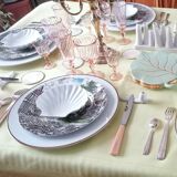 Limoges 8 scallops in white porcelain