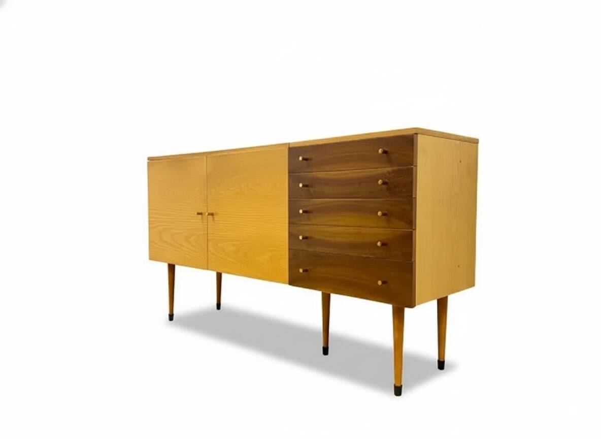 Commode de style bruxellois tchèque, années 1960, par Jitona