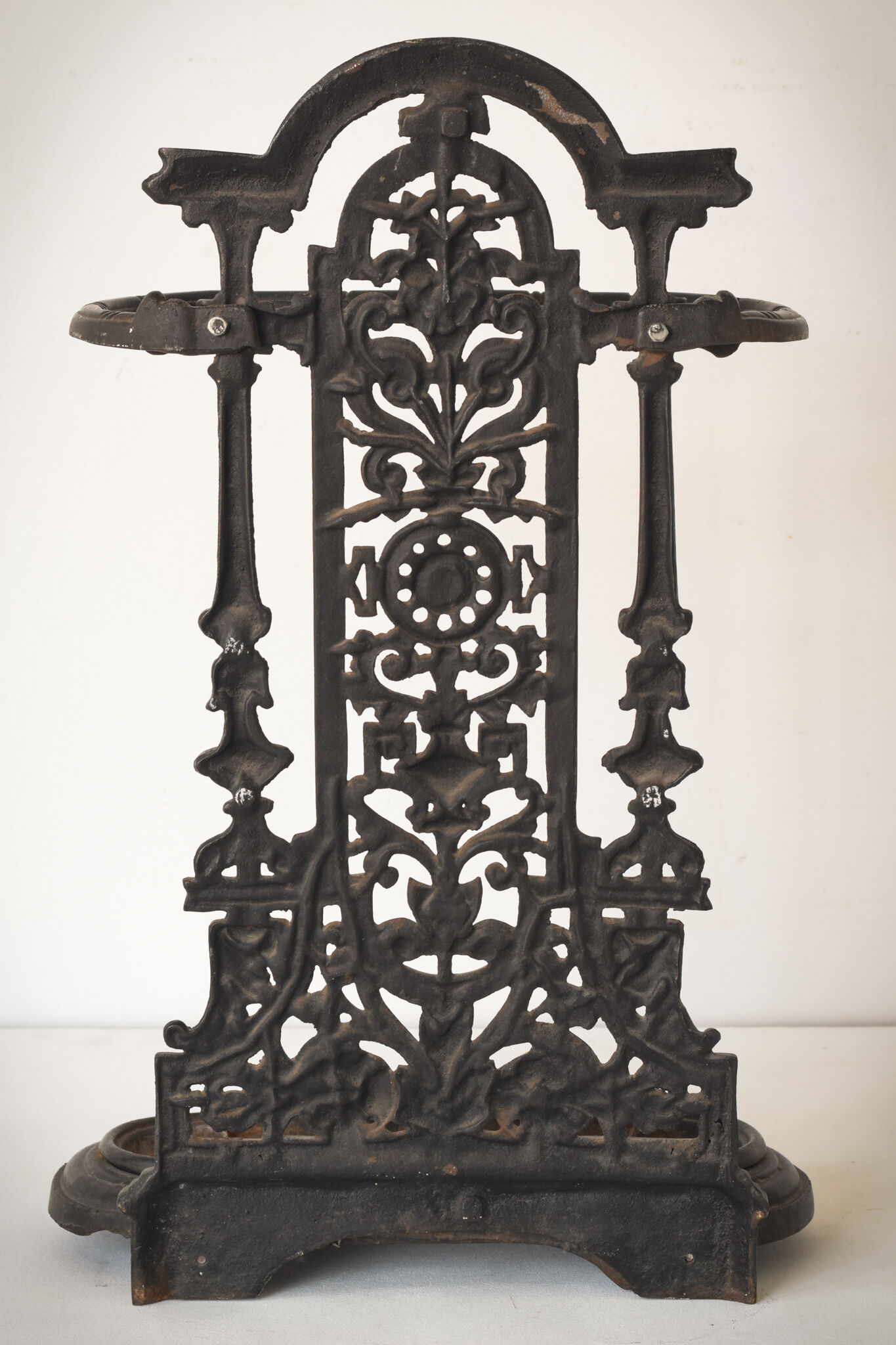 Victorian cast iron stick stand