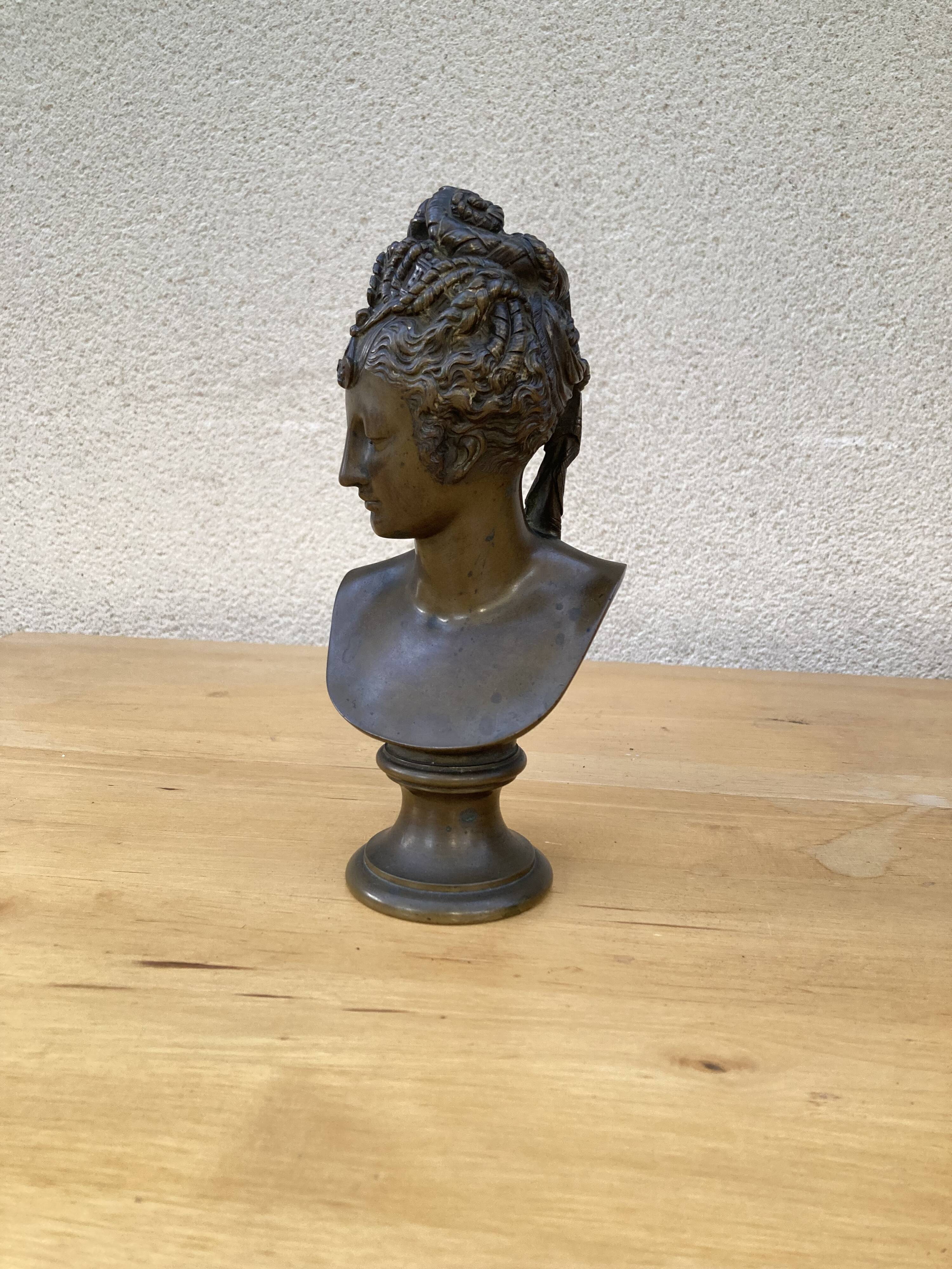 Buste de femme