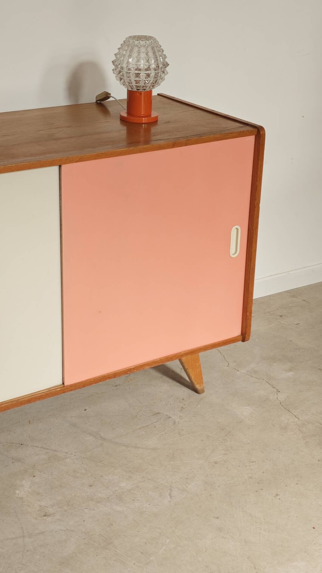 Buffet U452 pink and white by Jiri Jiroutek for Interier Praha