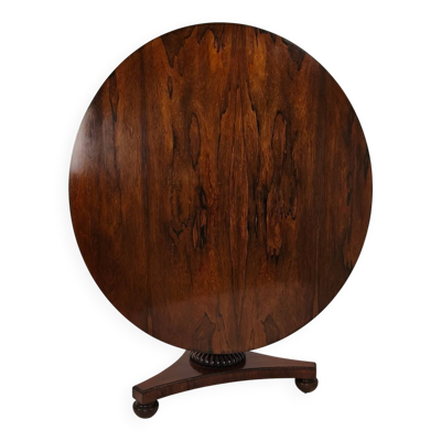 Table de petit-déjeuner à plateau inclinable en palissandre de style Guillaume IV, de belle qualité (XIXe siècle) – vers 1820