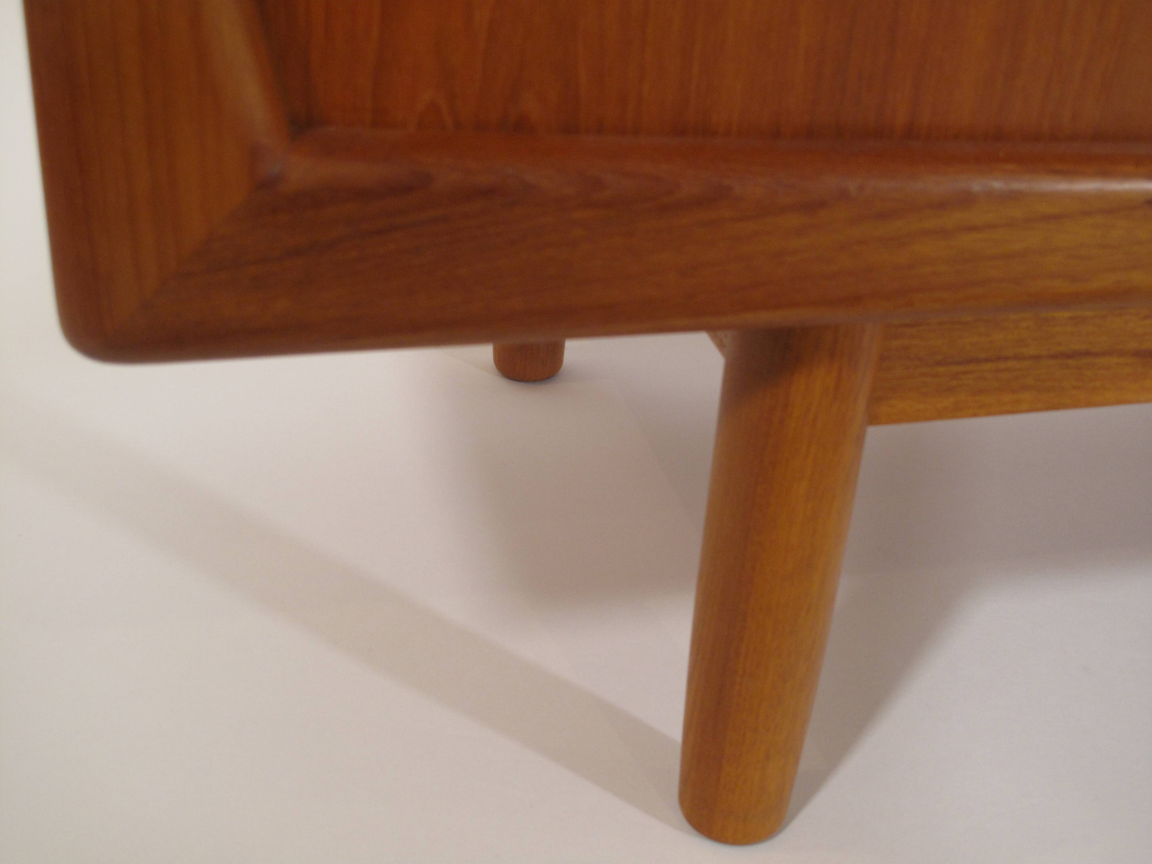 Enfilade scandinave en teck pas Hp Hansen Danemark 1960's