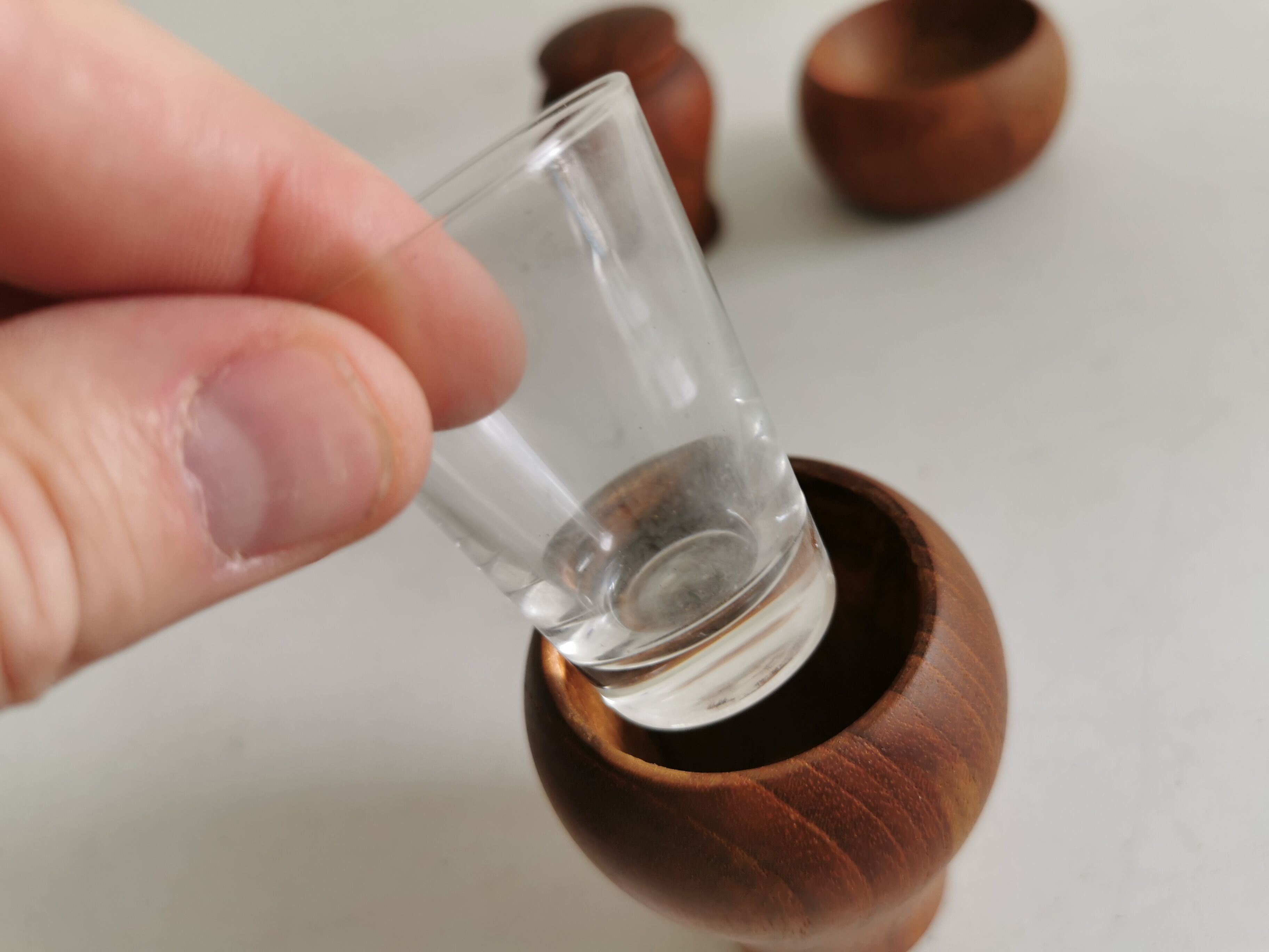 Small, beautiful lot consisting of a salt cellar, pepper shaker and honey jar.
