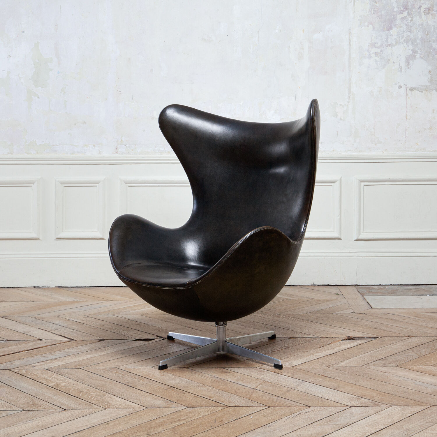Egg Chair by Arne Jacobsen