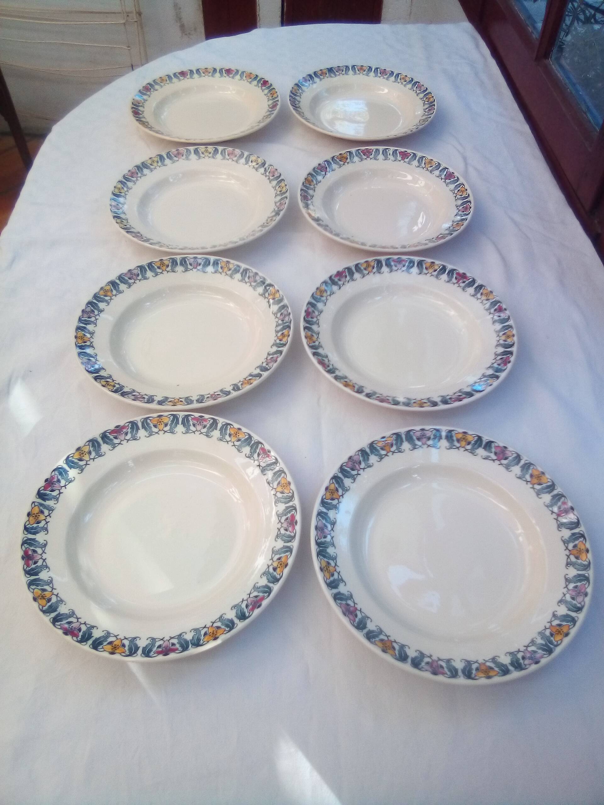 8 deep plates Terre de Fer Berthe / Longchamp