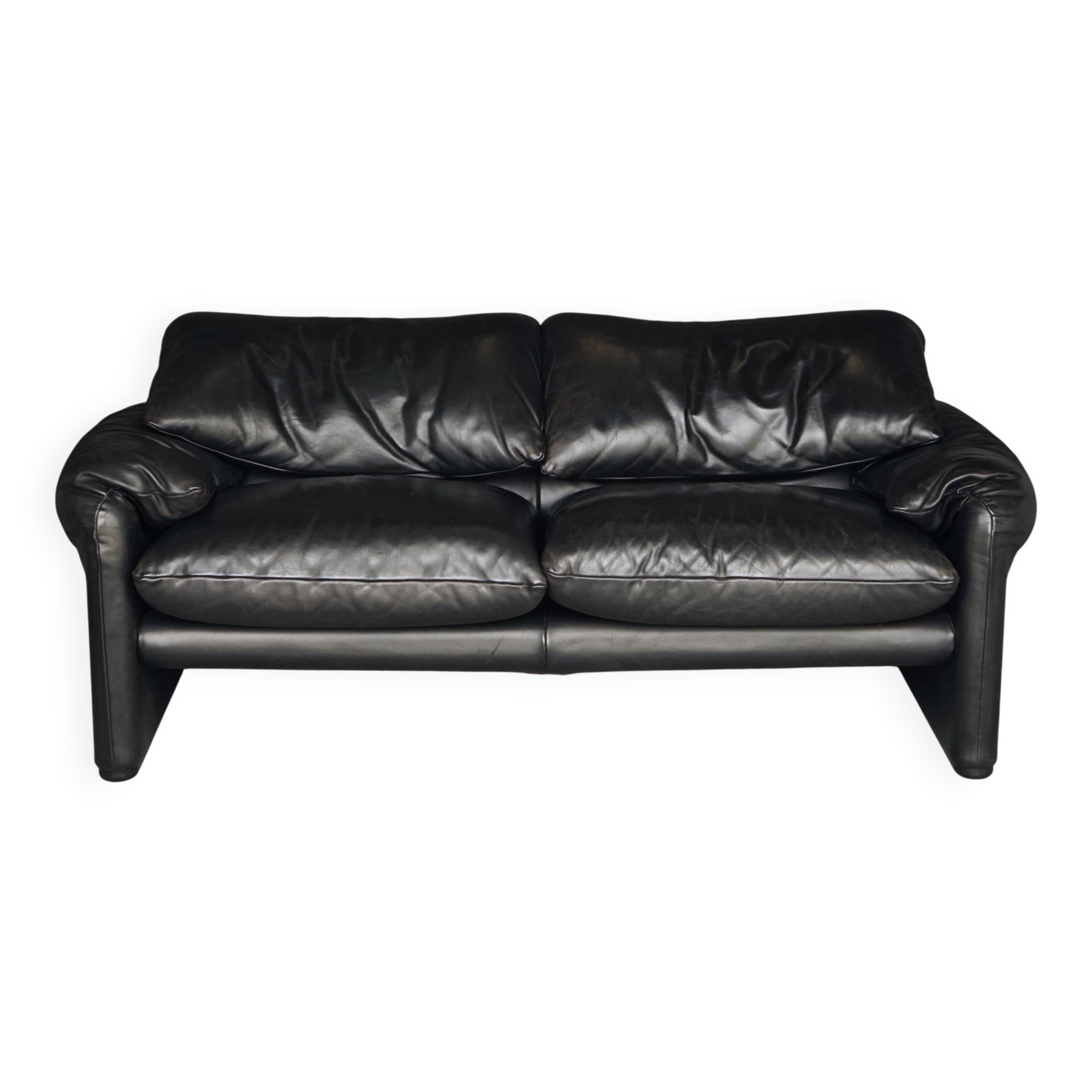 Two seater Maralunga Sofa in Black Leather for Cassina. 1970s