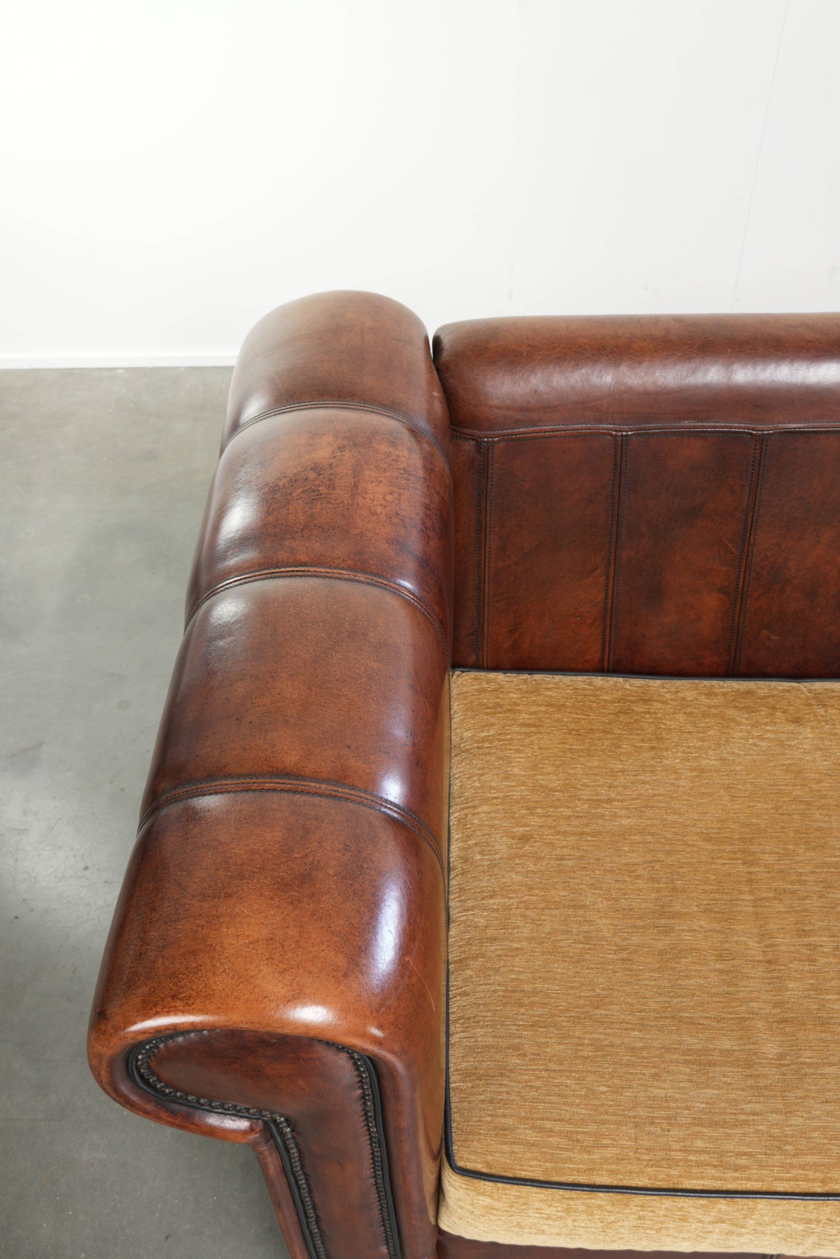 Sheepskin 3-seater sofa from the late 20th century with removable armrests