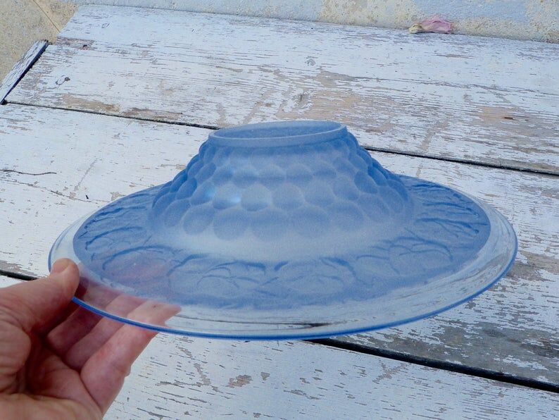 Large Art Deco dish in blue glass Etling Sabino thought patterns