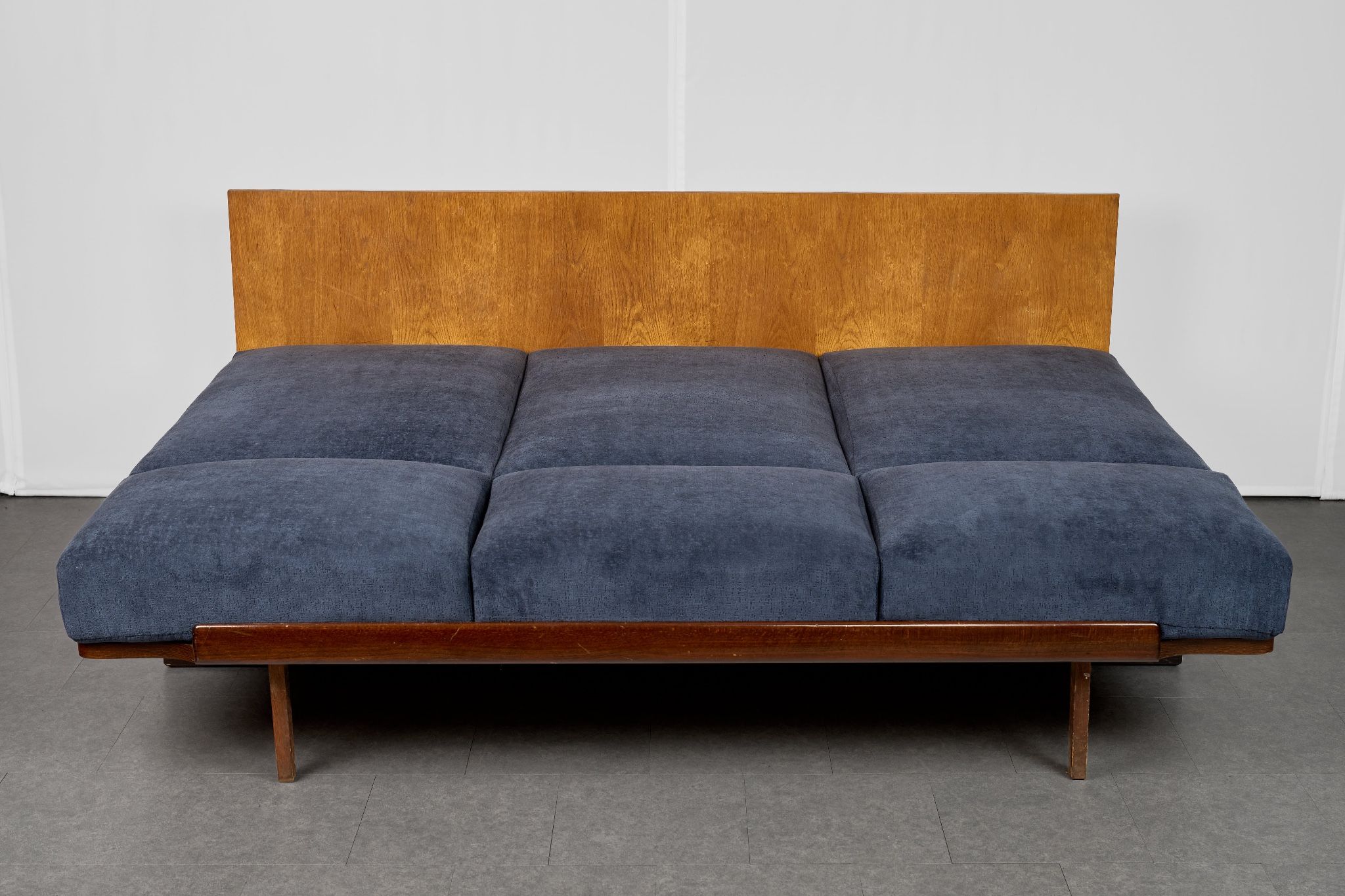 Art Déco sofabed by Jindřich Halabala for UP Závody, 1950s, Czechoslovakia