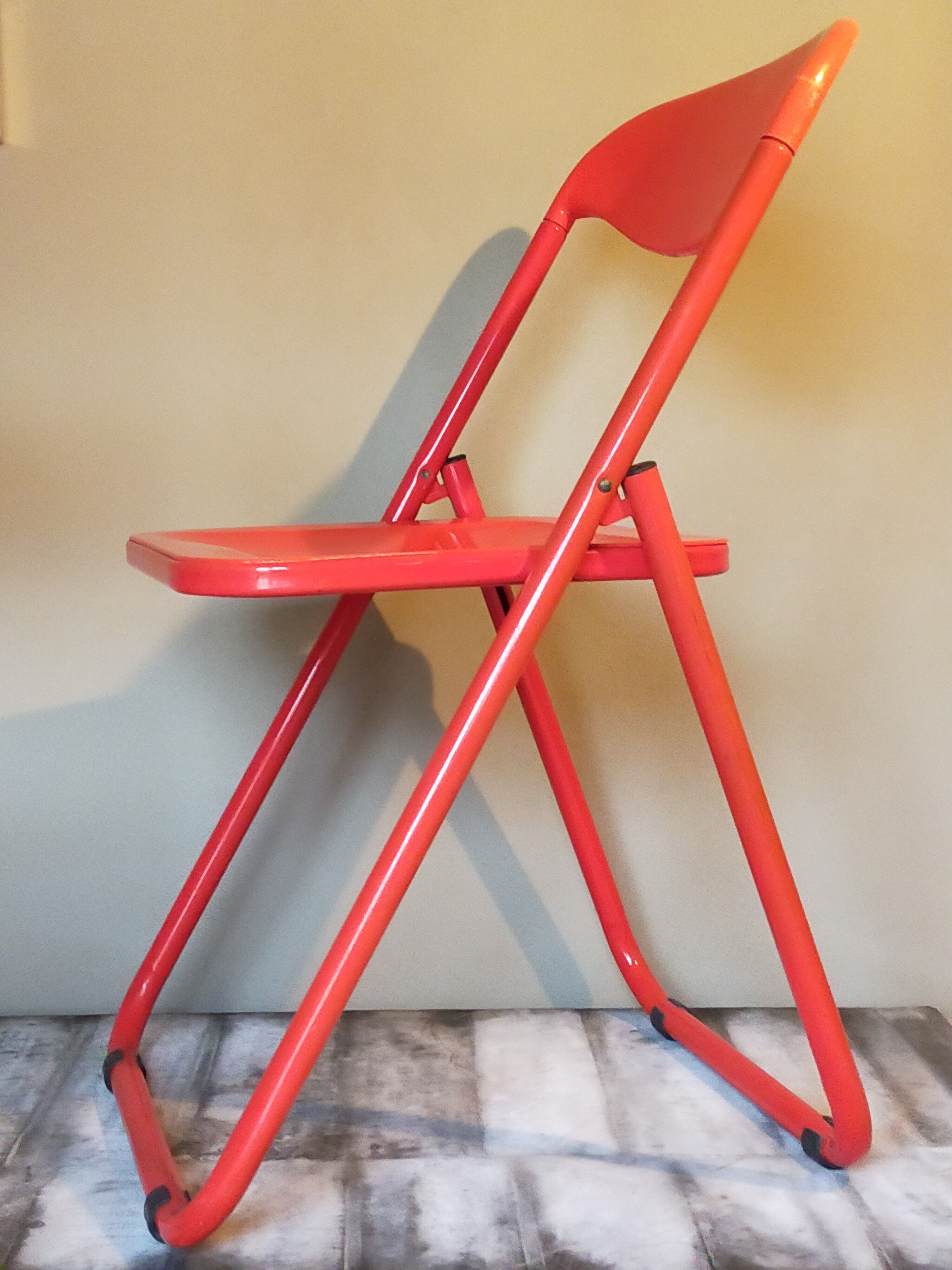 Pair of 80s folding chairs